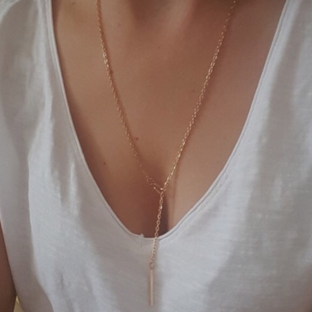 Circle And Bar Closure Lariat Necklace - Picture 2 of 5